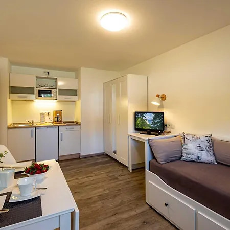 Selliner Mit Balkon Und Seeblick Appartement Sellin (Rugen)