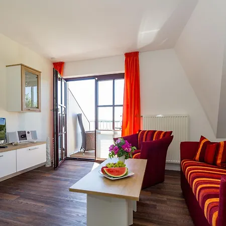 Appartement Selliner Mit Balkon Und Seeblick