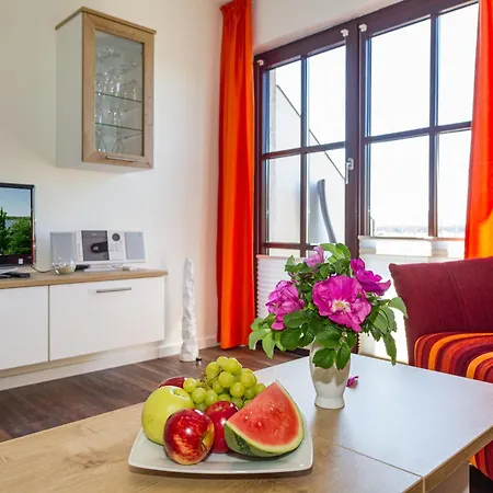 Selliner Mit Balkon Und Seeblick * Sellin (Rugen)