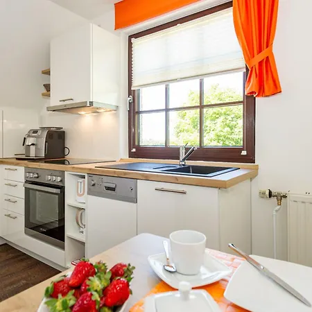 Selliner Mit Balkon Und Seeblick *